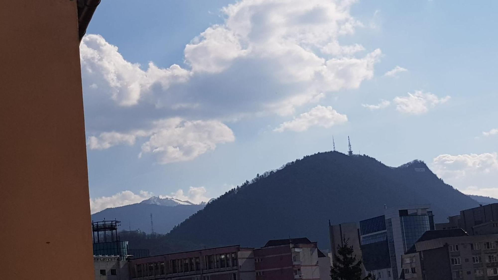 Cosy 2 Bedroom Apartment In New Town Braşov Dış mekan fotoğraf