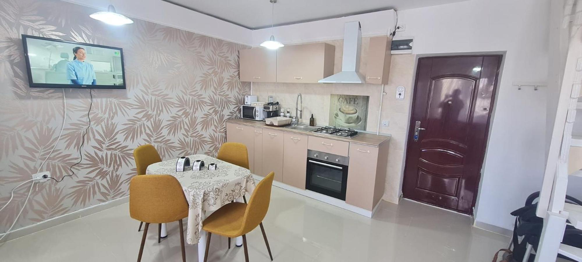 Cosy 2 Bedroom Apartment In New Town Braşov Dış mekan fotoğraf