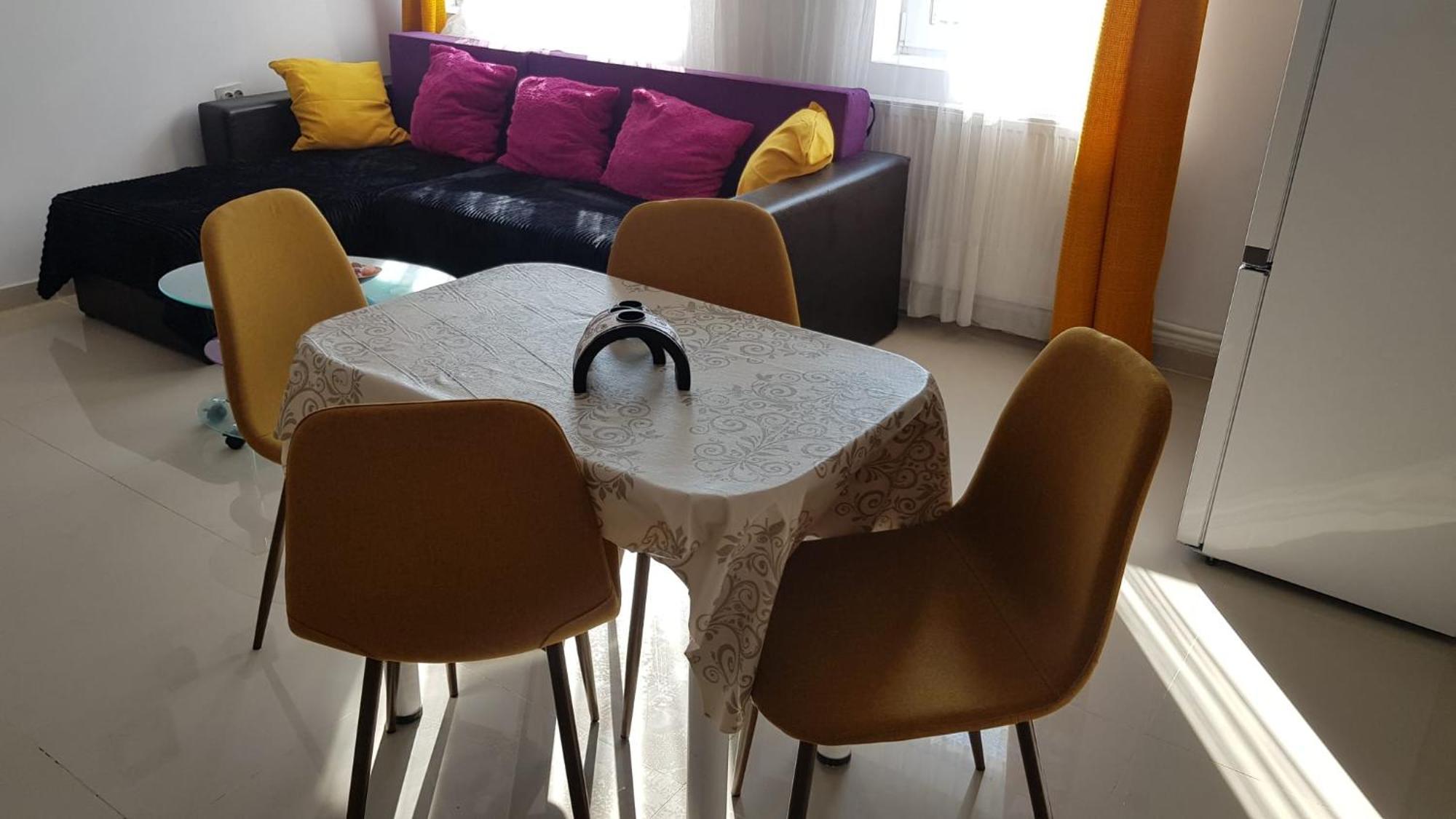 Cosy 2 Bedroom Apartment In New Town Braşov Dış mekan fotoğraf