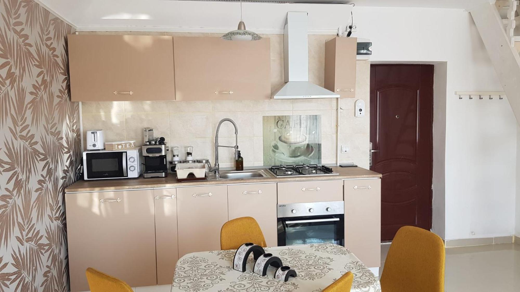 Cosy 2 Bedroom Apartment In New Town Braşov Dış mekan fotoğraf